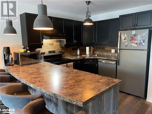 139 Lakeshore Road E Unit# 5, The Blue Mountains, ON - Indoor Photo Showing Kitchen With Double Sink