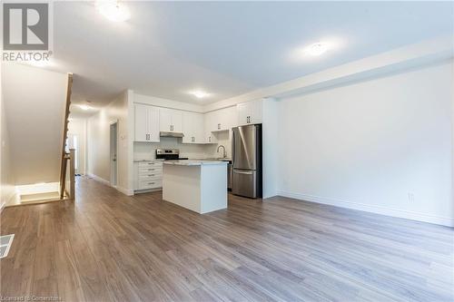 100 Beddoe Drive Unit# 92, Hamilton, ON - Indoor Photo Showing Kitchen