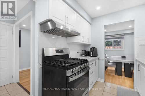 13 - 2687 Bromsgrove Road, Mississauga, ON - Indoor Photo Showing Kitchen