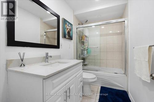 13 - 2687 Bromsgrove Road, Mississauga, ON - Indoor Photo Showing Bathroom