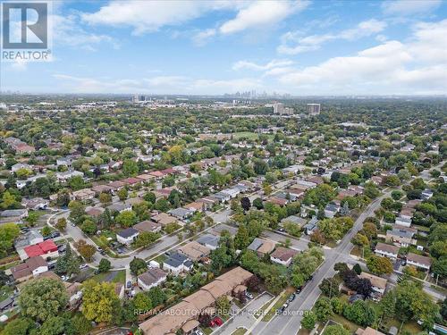 13 - 2687 Bromsgrove Road, Mississauga, ON - Outdoor With View