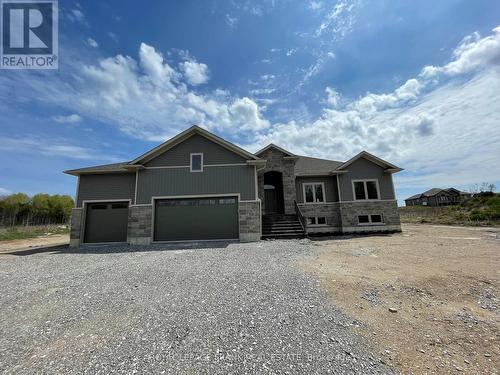 7 Nipigon Street, Kawartha Lakes, ON - Outdoor With Facade