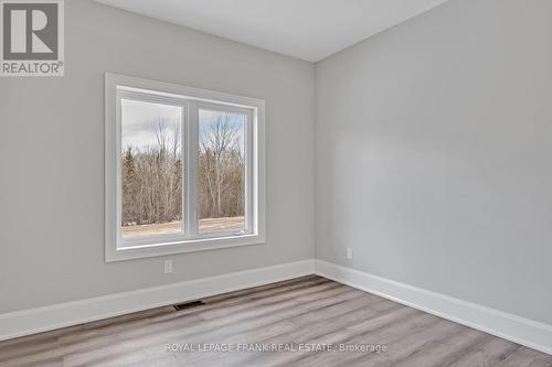 7 Nipigon Street, Kawartha Lakes, ON - Indoor Photo Showing Other Room