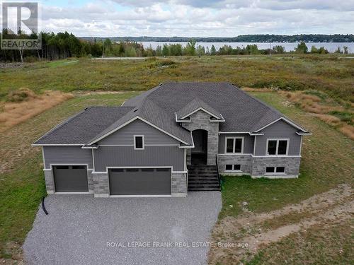 7 Nipigon Street, Kawartha Lakes, ON - Outdoor With Facade