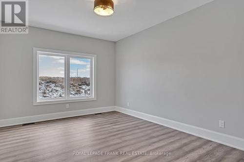 7 Nipigon Street, Kawartha Lakes, ON - Indoor Photo Showing Other Room