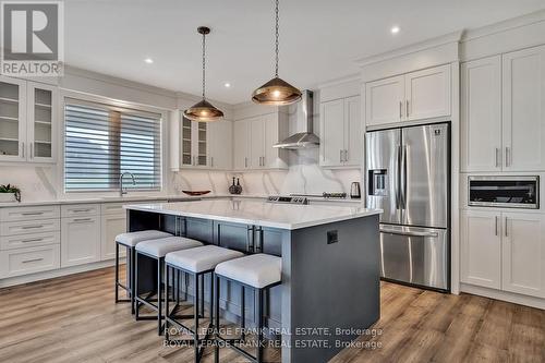 7 Avalon Drive, Kawartha Lakes, ON - Indoor Photo Showing Kitchen With Upgraded Kitchen