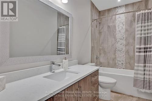 7 Avalon Drive, Kawartha Lakes, ON - Indoor Photo Showing Bathroom