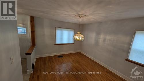 105 Mailes Avenue, Ottawa, ON - Indoor Photo Showing Other Room