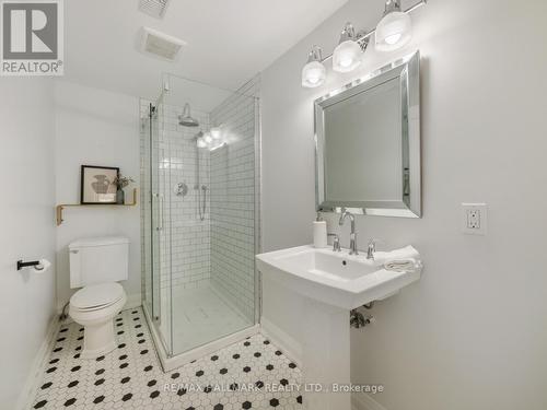 37 Elmview Drive, Toronto, ON - Indoor Photo Showing Bathroom