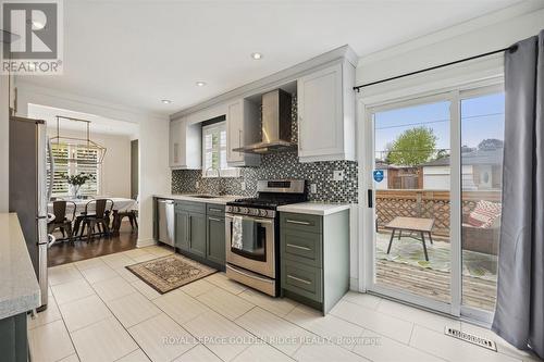 900 Lynx Avenue, Pickering, ON - Indoor Photo Showing Kitchen