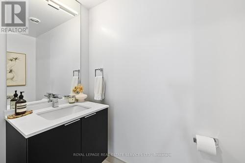 1507 - 20 Brin Drive, Toronto, ON - Indoor Photo Showing Bathroom