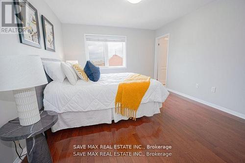 68 Vanhorne Close, Brampton, ON - Indoor Photo Showing Bedroom