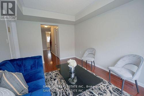 68 Vanhorne Close, Brampton, ON - Indoor Photo Showing Other Room