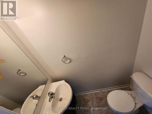 723 Horning Street, Mississauga, ON - Indoor Photo Showing Bathroom