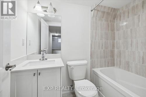 64 Cosmopolitan Common, St. Catharines, ON - Indoor Photo Showing Bathroom