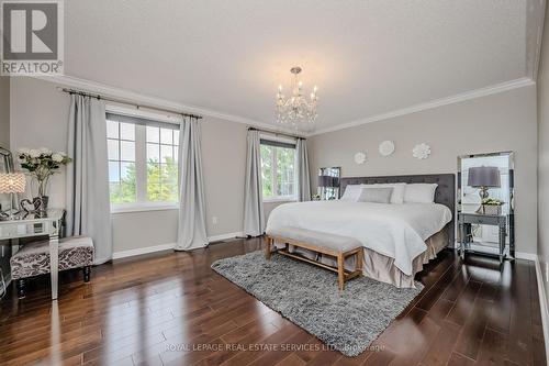 2366 Valleyridge Drive, Oakville, ON - Indoor Photo Showing Bedroom