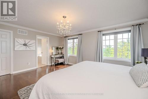 2366 Valleyridge Drive, Oakville, ON - Indoor Photo Showing Bedroom