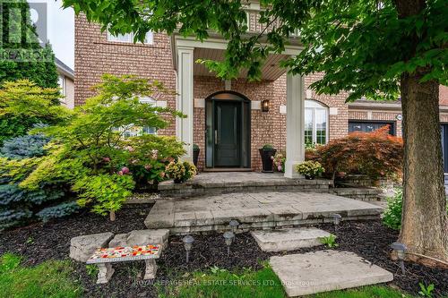 2366 Valleyridge Drive, Oakville, ON - Outdoor