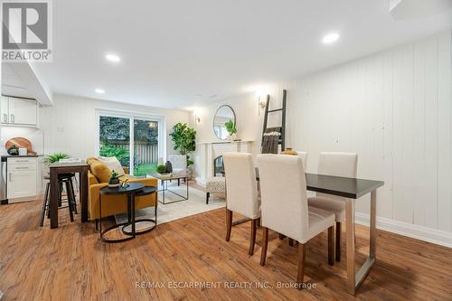 3150 Bentworth Drive, Burlington, ON - Indoor Photo Showing Dining Room