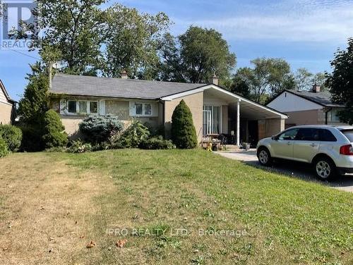 469 Third Line, Oakville, ON - Outdoor With Facade