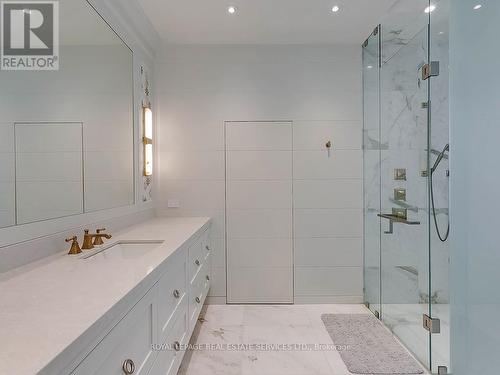 27 Park Avenue, Oakville, ON - Indoor Photo Showing Bathroom