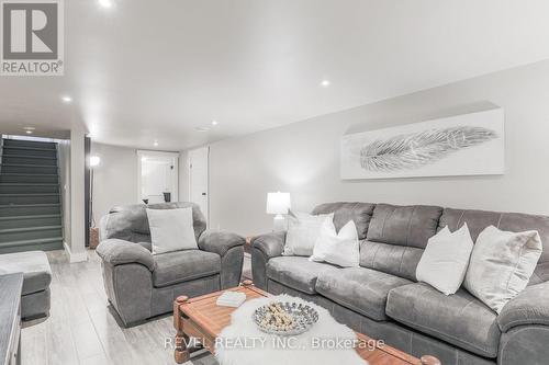 3880 Highway 35, Kawartha Lakes, ON - Indoor Photo Showing Living Room