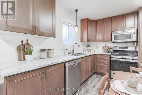 3880 Highway 35, Kawartha Lakes, ON - Indoor Photo Showing Kitchen With Double Sink