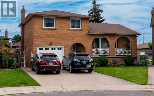 43 Adorn Court, Hamilton, ON - Outdoor With Deck Patio Veranda