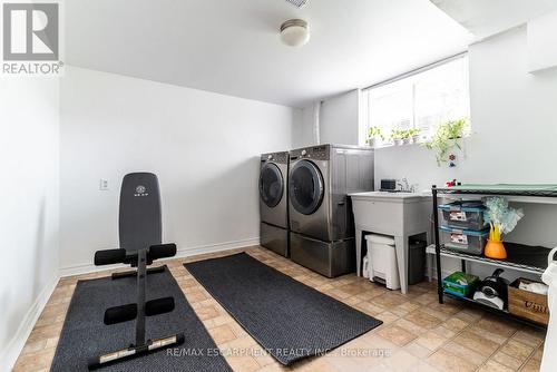 43 Adorn Court, Hamilton, ON - Indoor Photo Showing Laundry Room