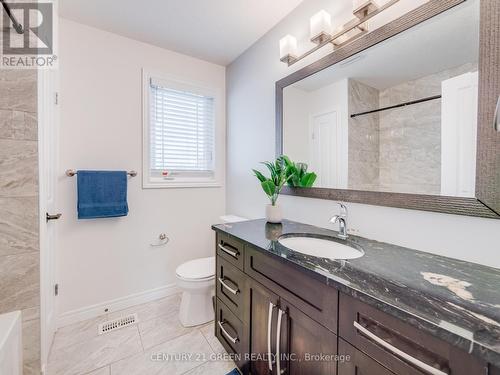 172 Melran Drive, Cambridge, ON - Indoor Photo Showing Bathroom