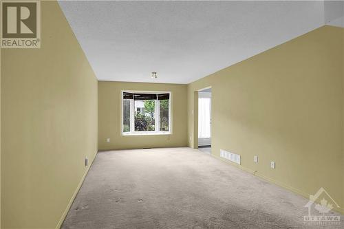 Combination Living & Dining room - 54 Woodgate Way, Ottawa, ON - Indoor Photo Showing Other Room