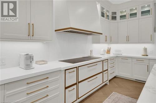 2217 Courrier Lane, Mississauga, ON - Indoor Photo Showing Kitchen