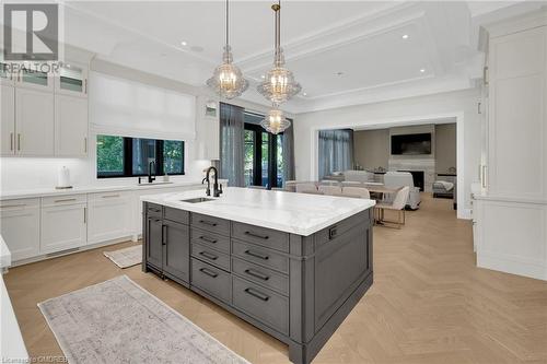 2217 Courrier Lane, Mississauga, ON - Indoor Photo Showing Kitchen