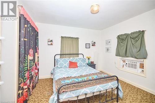 258 Mitchell Street, Port Colborne, ON - Indoor Photo Showing Bedroom