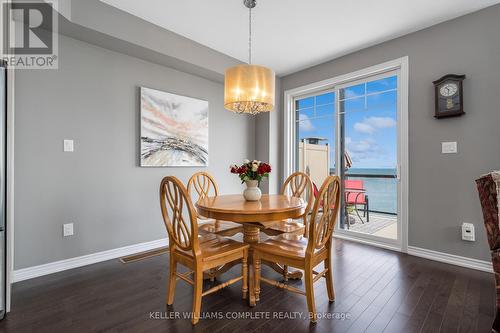 28 Pierre Trudeau Lane, Grimsby, ON - Indoor Photo Showing Dining Room