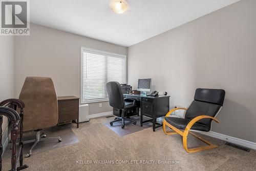 28 Pierre Trudeau Lane, Grimsby, ON - Indoor Photo Showing Office