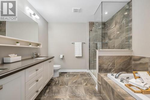 28 Pierre Trudeau Lane, Grimsby, ON - Indoor Photo Showing Bathroom