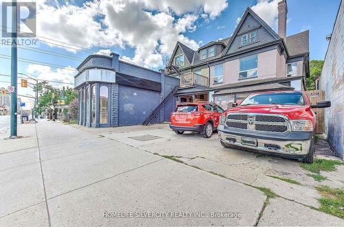 544 Dundas Street E, London, ON - Outdoor