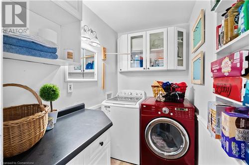 232 West 19Th Street, Hamilton, ON - Indoor Photo Showing Laundry Room