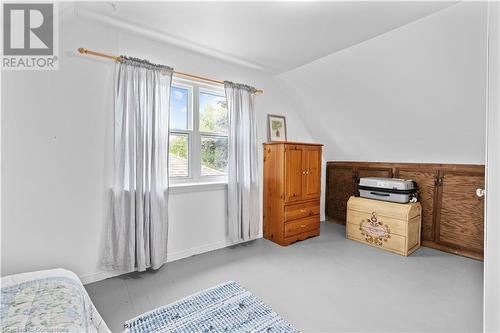 232 West 19Th Street, Hamilton, ON - Indoor Photo Showing Bedroom