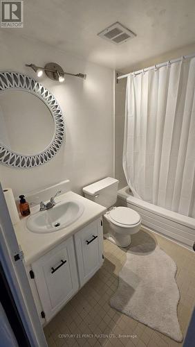 110 - 177 Linus Road, Toronto, ON - Indoor Photo Showing Bathroom