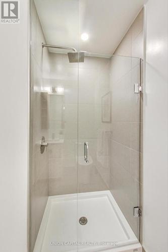 611 - 55 Mercer Street, Toronto, ON - Indoor Photo Showing Bathroom