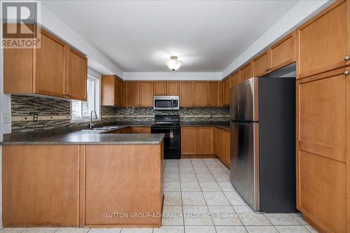 1181 Andrade Lane, Innisfil, ON - Indoor Photo Showing Kitchen With Double Sink