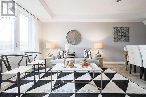 21 - 50 Hillcrest Avenue, Brampton, ON - Indoor Photo Showing Dining Room