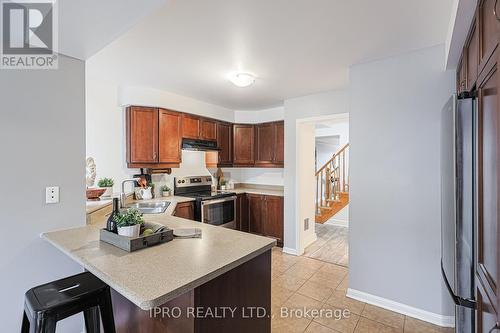 21 - 50 Hillcrest Avenue, Brampton, ON - Indoor Photo Showing Kitchen