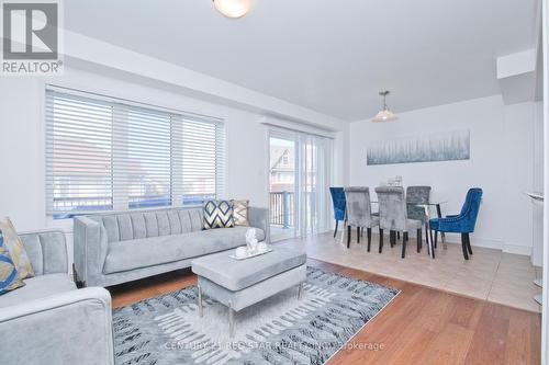 8 Agricola Road, Brampton, ON - Indoor Photo Showing Living Room