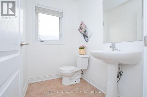 8 Agricola Road, Brampton, ON - Indoor Photo Showing Bathroom