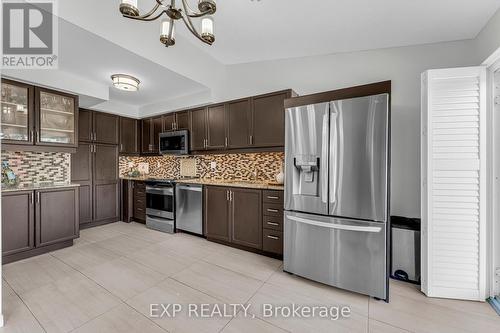 7287 Aldercrest Drive, Mississauga, ON - Indoor Photo Showing Kitchen With Stainless Steel Kitchen