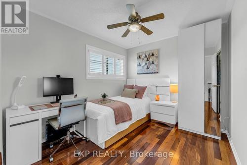 7287 Aldercrest Drive, Mississauga, ON - Indoor Photo Showing Bedroom