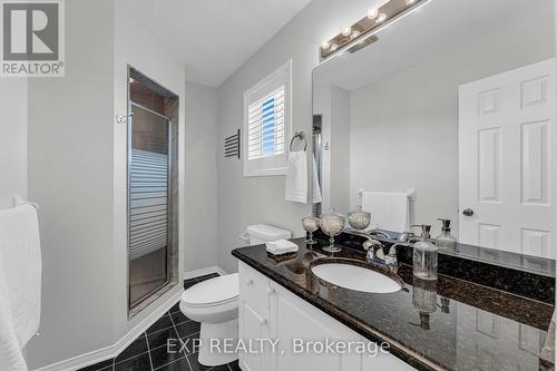 7287 Aldercrest Drive, Mississauga, ON - Indoor Photo Showing Bathroom